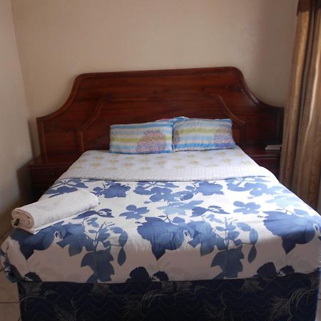 Comfort Corner Guesthouse Livingstone Esterno foto