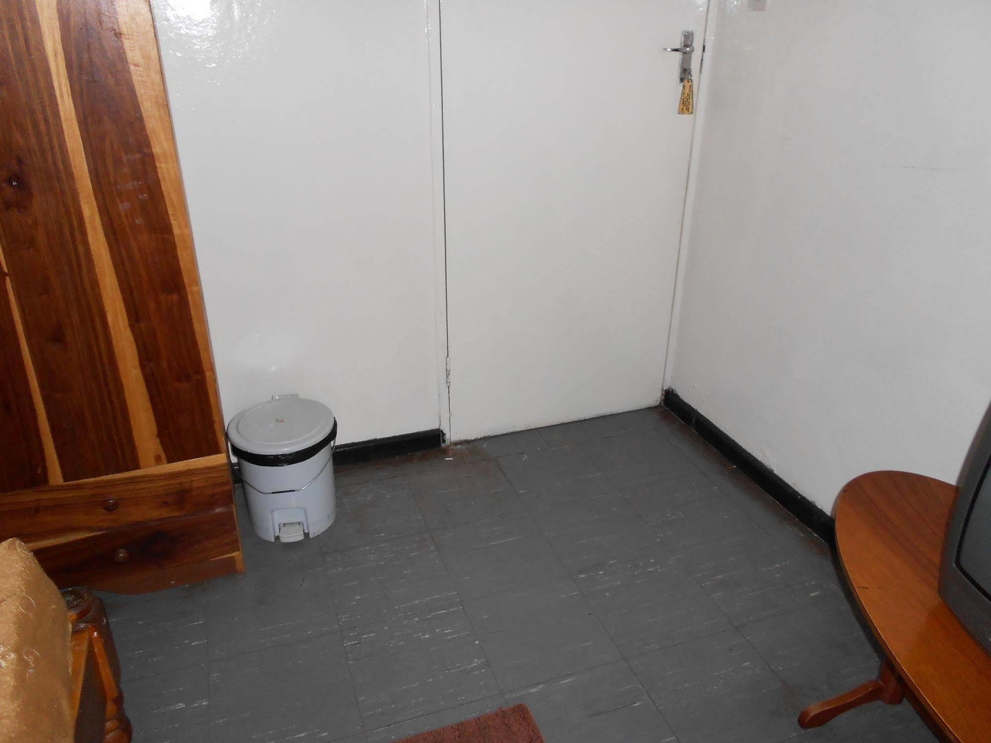 Comfort Corner Guesthouse Livingstone Esterno foto